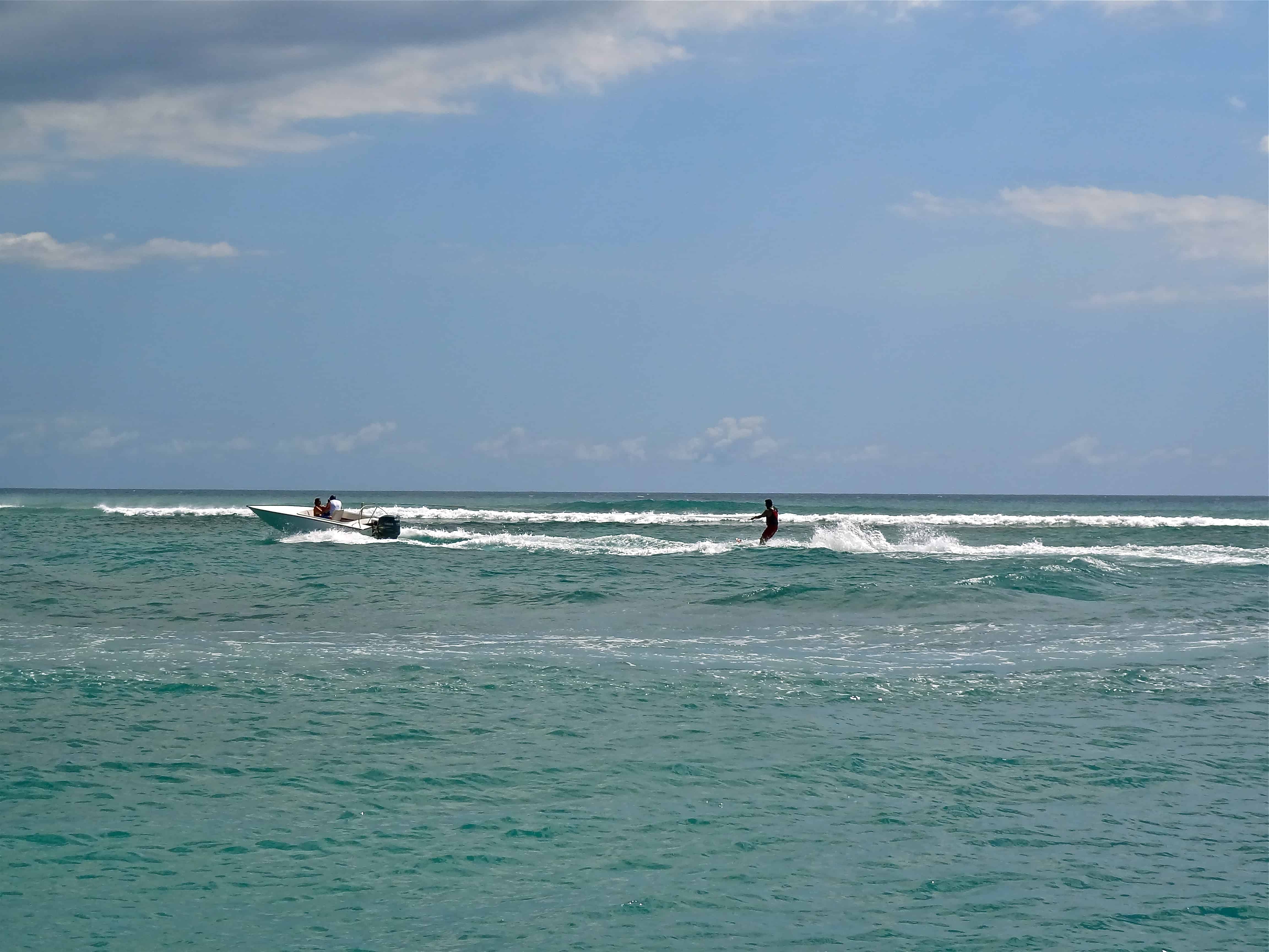 Mauritius water sports, mauritius water skiing, mauritius activities, mauritius things to do 